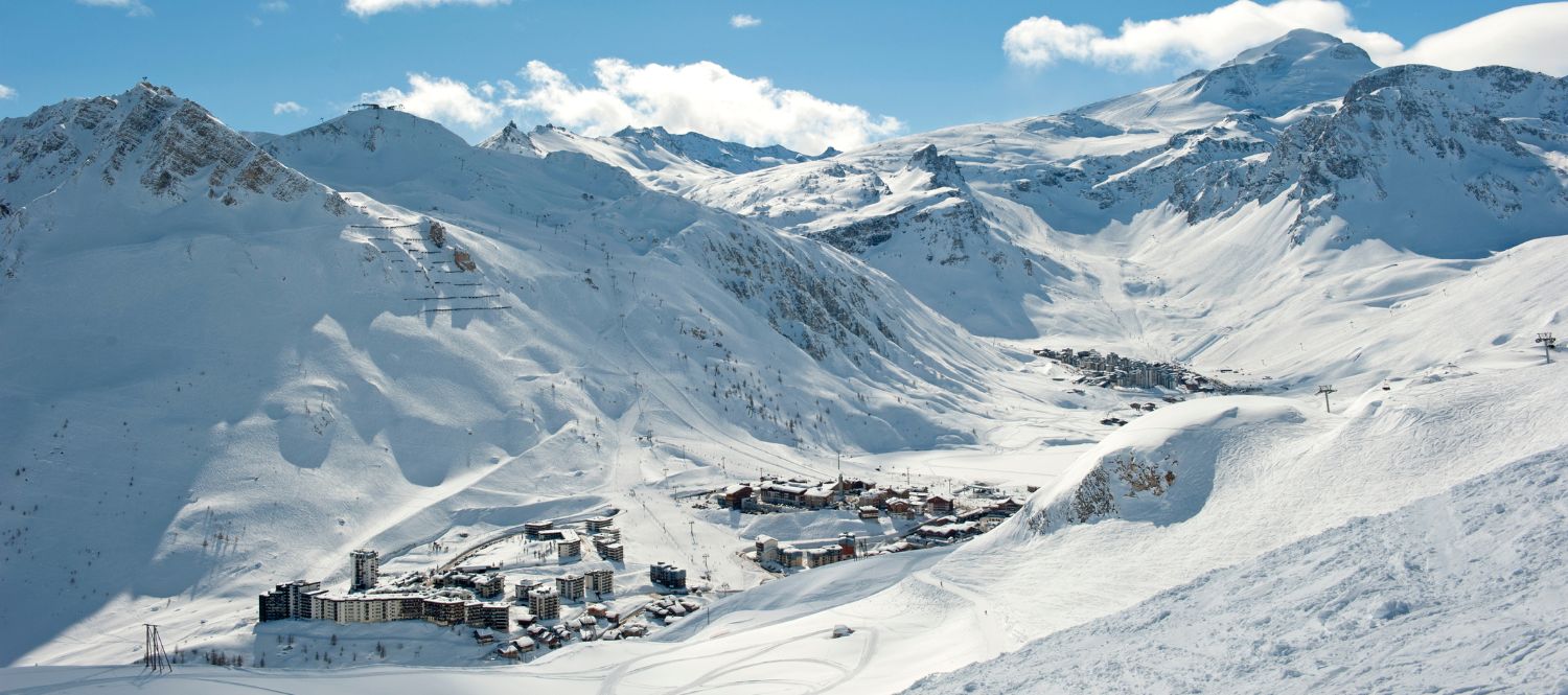 Tignes consigue por fin abrir el esquí de verano tras llevar a sus esquiadores a Val d’Isère