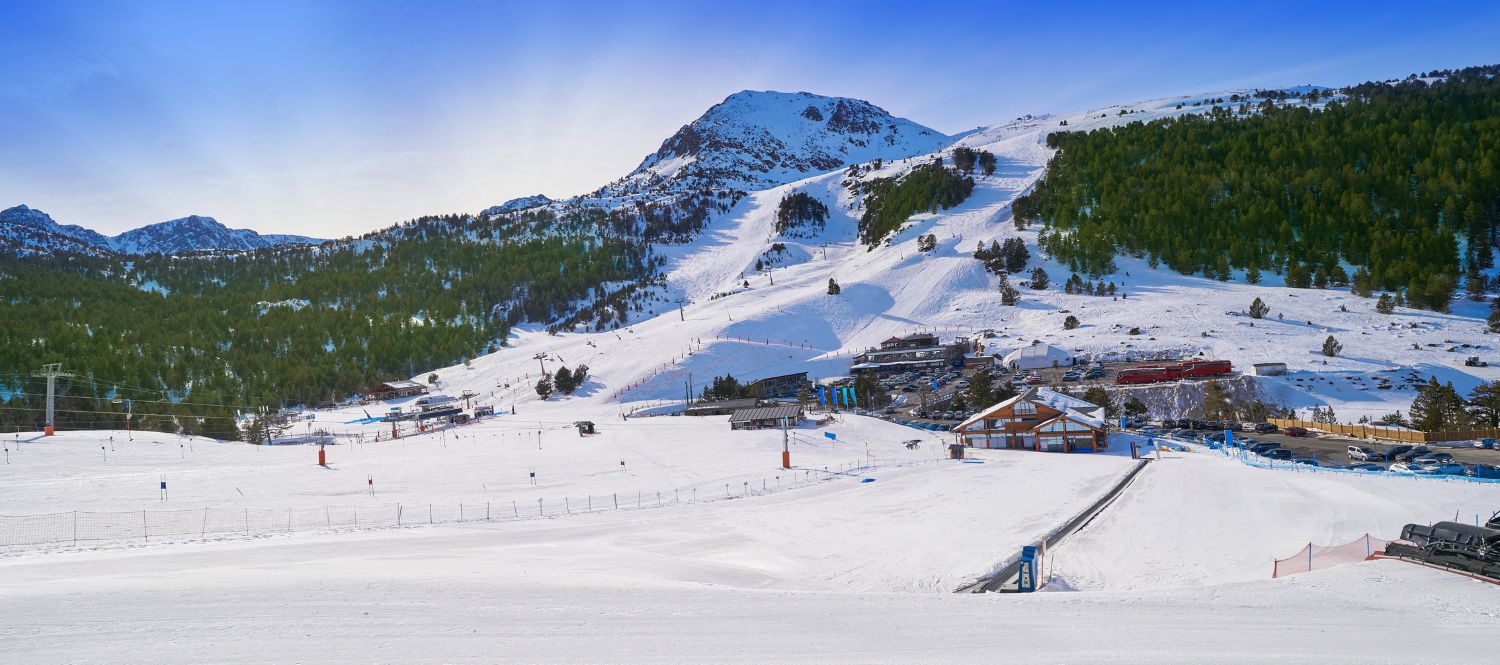 Las estaciones de Grandvalira Resorts ofrecen 200 km esquiables y grosores de hasta 120 cm de nieve