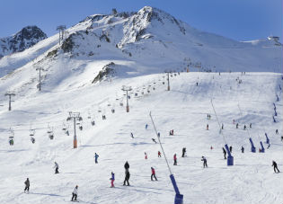 Grandvalira recibe durante las fiestas un 5,4% más de esquiadores que el año pasado